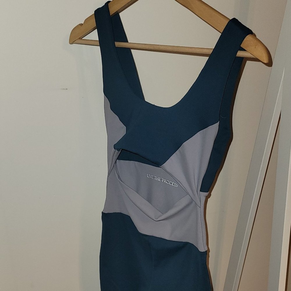 LIVE THE PROCESS Cutout Bodysuit Sz M -fits like S